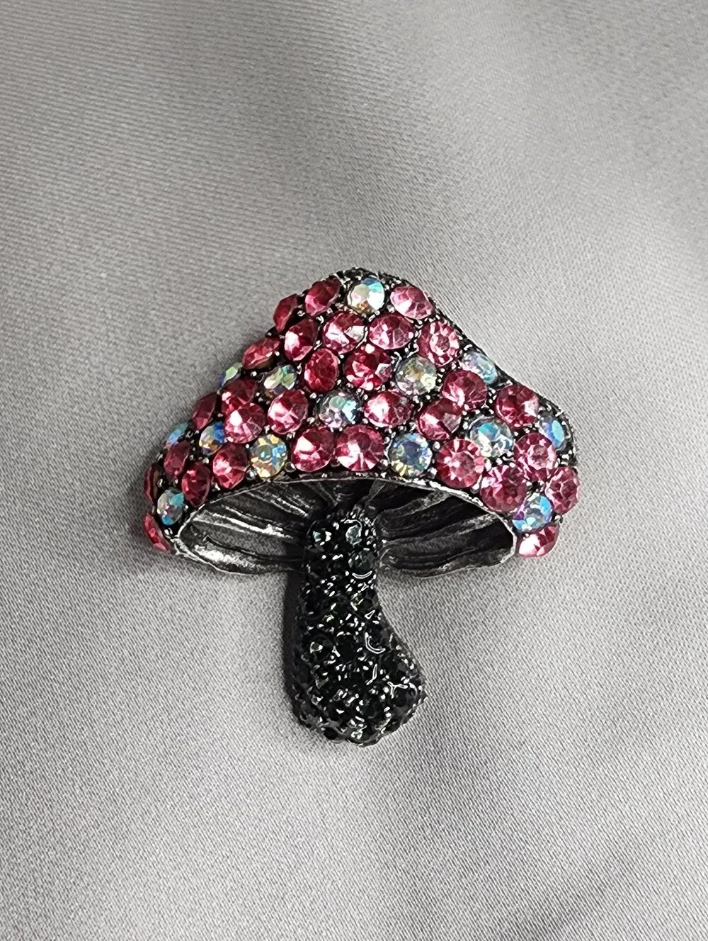 ✨️🍄Magical Mushroom Rhinestone Brooch Pin